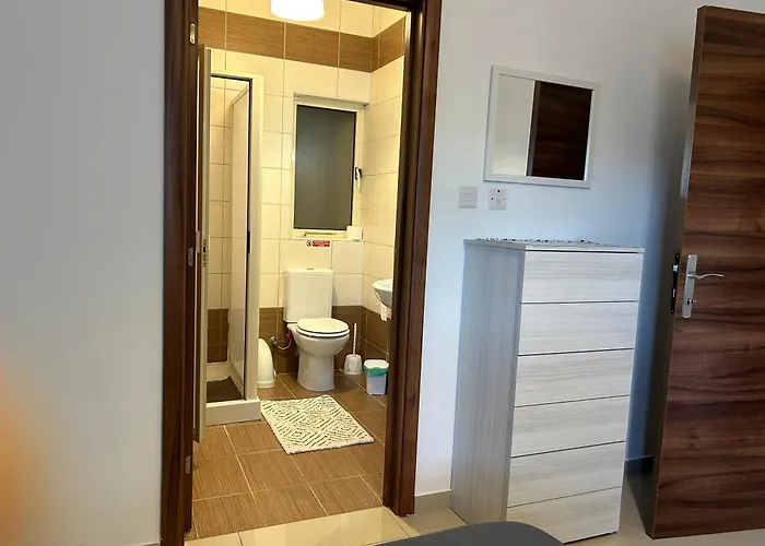 Centrally Located One Floor Appartement